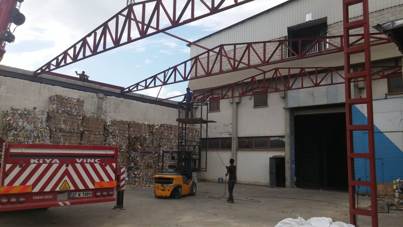 Çelik çatı işleri 