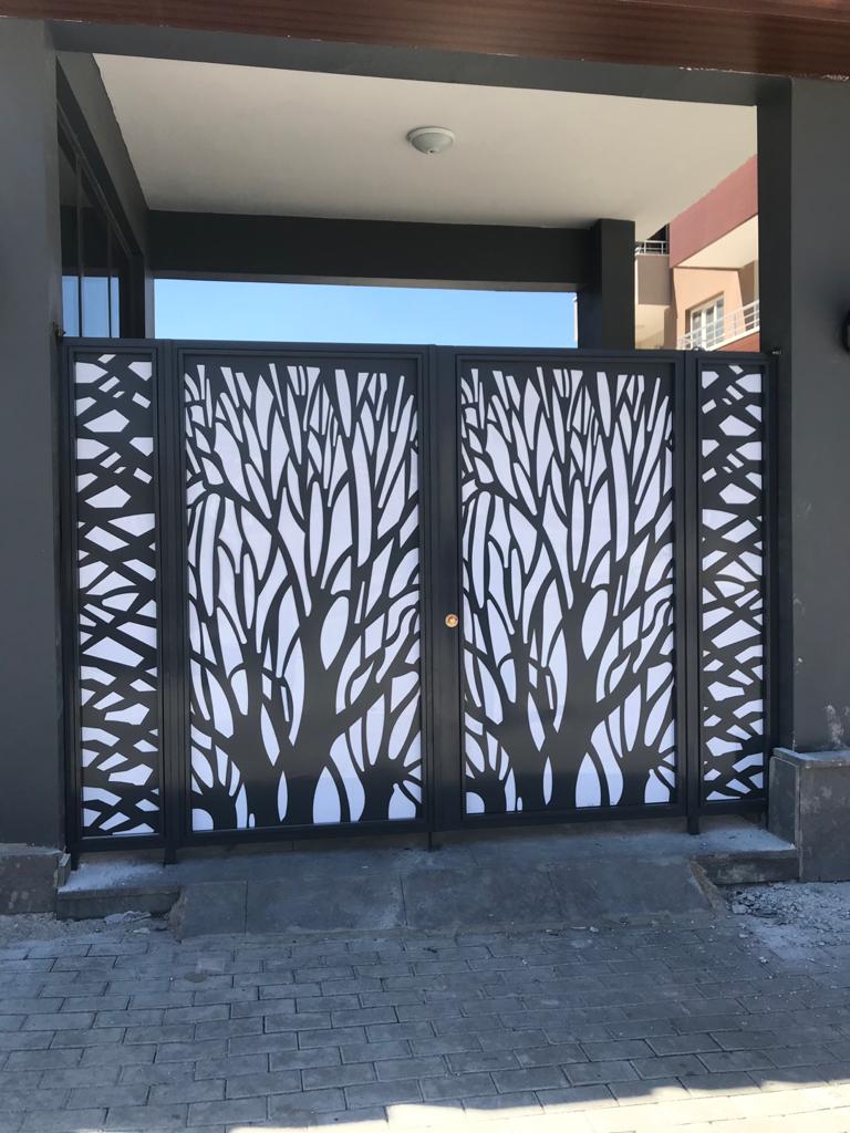 Site Giriş Kapısı