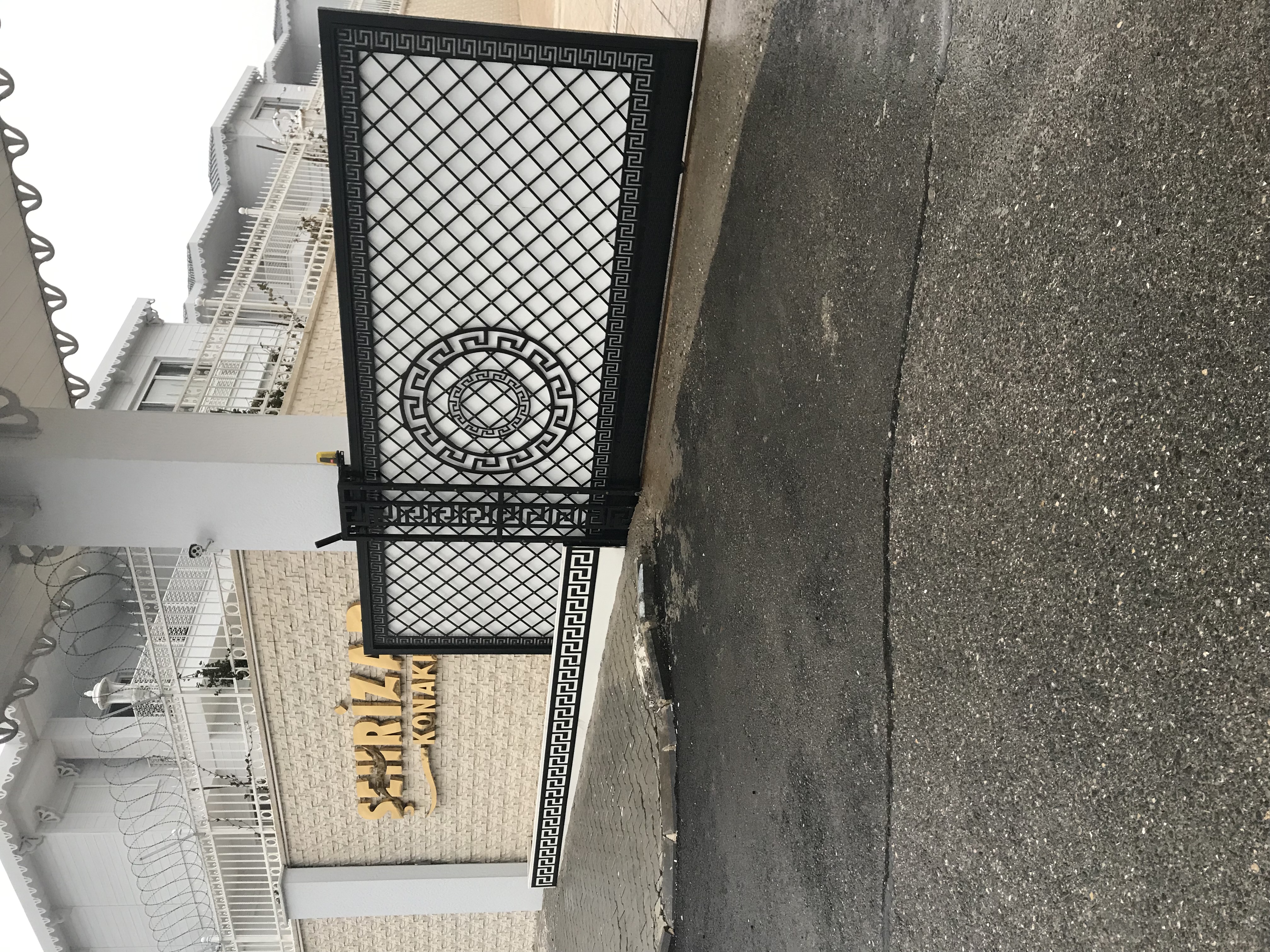 Site giriş kapısı